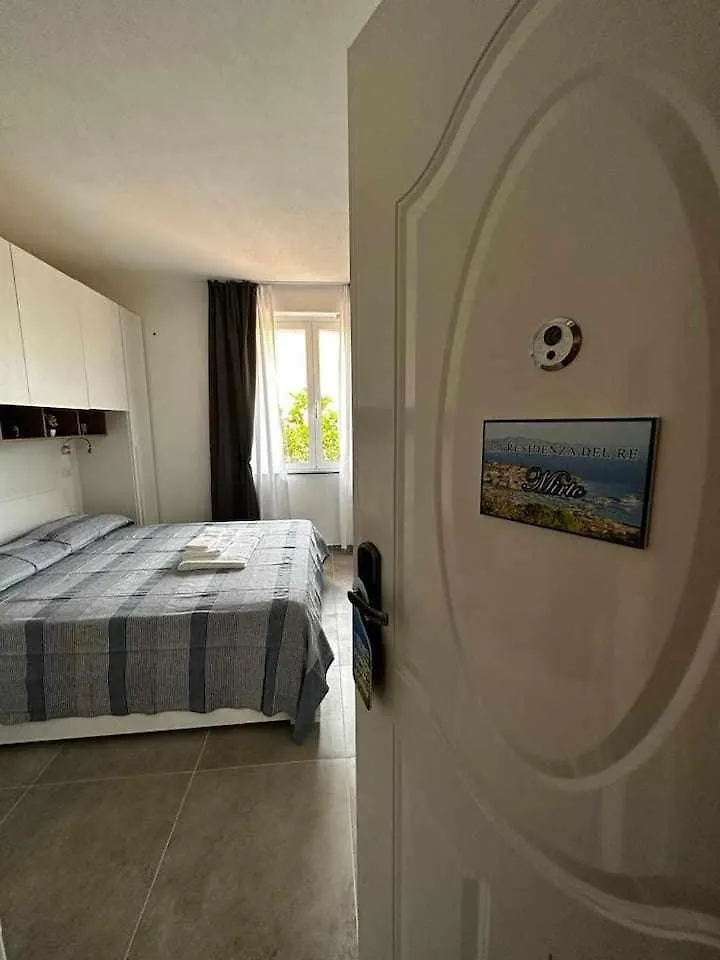 La Residenza Del Re Bed & Breakfast Palau İtalya