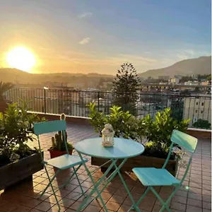 attico-oltremare-bb.hotels-amalfi.com/